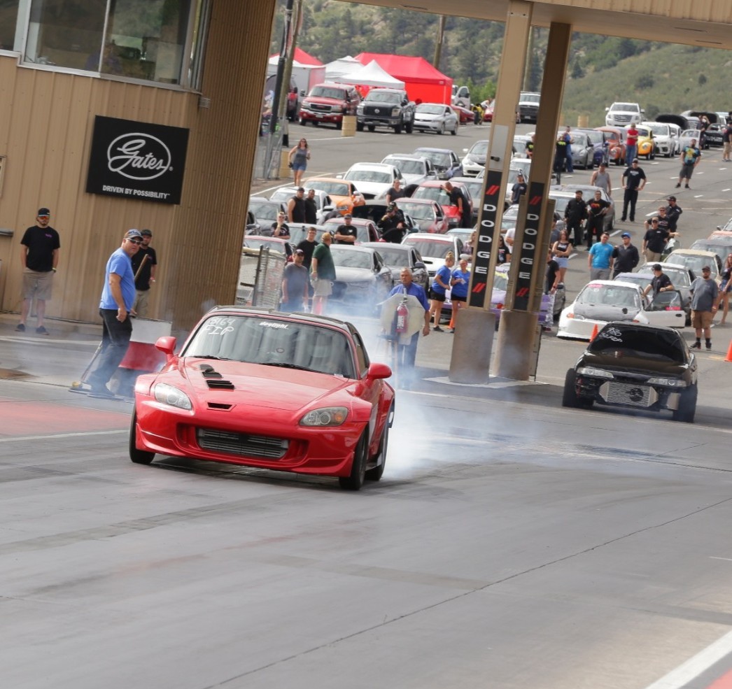 Bandimere's tweet photo. Join us this Sunday for Import Face-Off! The day will be full of fun activities, including seven race classes and a Test &amp; Tune category. Get all race class info and tickets at https://t.co/AAmWEZteCs or https://t.co/kFPogQRIs9
#Bandimere #ThunderMountain #ImportFaceOff https://t.co/n4CH7vsASJ