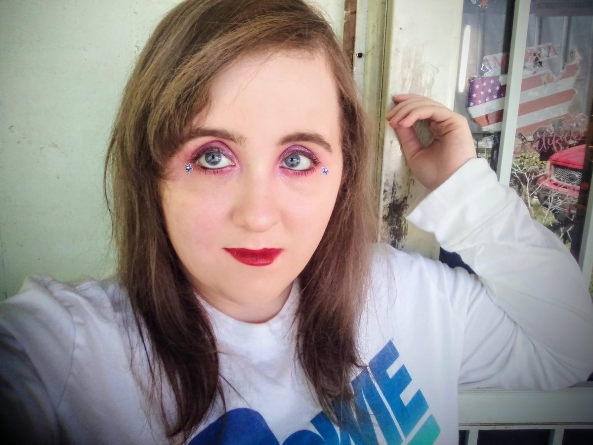 ClaymoreKay22's tweet photo. #makeuplooks #makeupstyle #lacolors #nyxcosmetics #makeupblogger #beautycommunity #ActuallyAutistic #makeuplover https://t.co/xFkDOix7uy