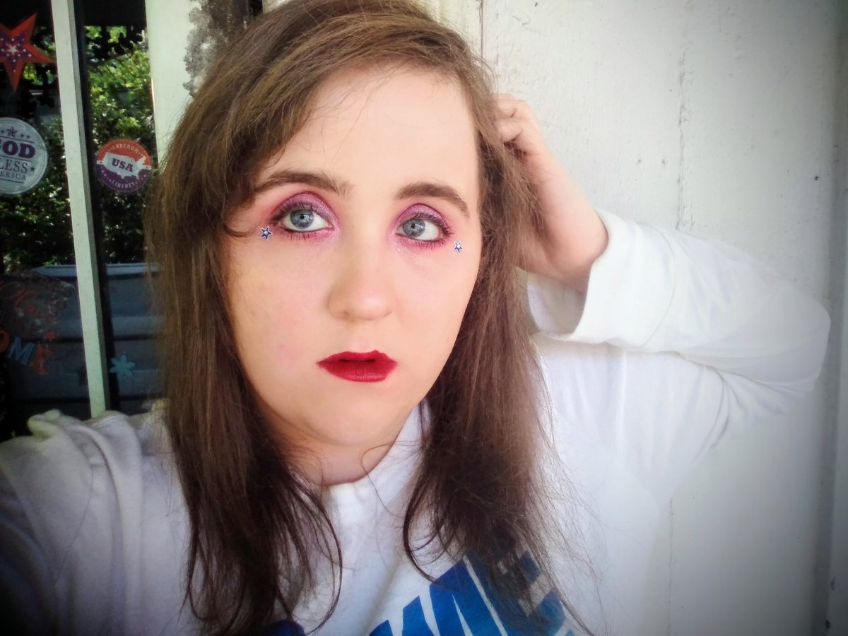 ClaymoreKay22's tweet photo. #makeuplooks #makeupstyle #lacolors #nyxcosmetics #makeupblogger #beautycommunity #ActuallyAutistic #makeuplover https://t.co/xFkDOix7uy