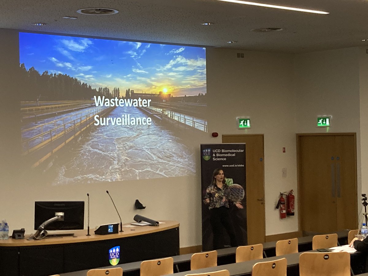 mcclean_siobhan's tweet image. Last but by no means least @NiamhMartin9 talks “Keeping tabs on Covid” monitoring covid or other outbreaks by testing wastewater. ⬆️ in covid cases fit with covid levels in sewage &amp;amp; sometimes before the cases numbers ⬆️ so they predict outbreaks @COVIDPoops19 #UCDEngage @UCD_SBBS