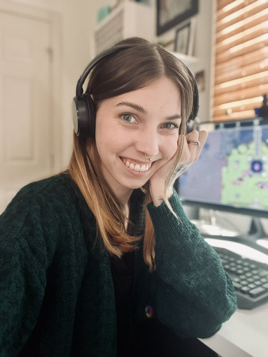 knottysimmer's tweet photo. Hi there! I’m live on Twitch with some Disney Dreamlight Valley 💙✨ I’d love to find some more mutuals so come say hello! 🥰

https://t.co/eiO0JzHMD8 https://t.co/Vm1nQE8ZeV