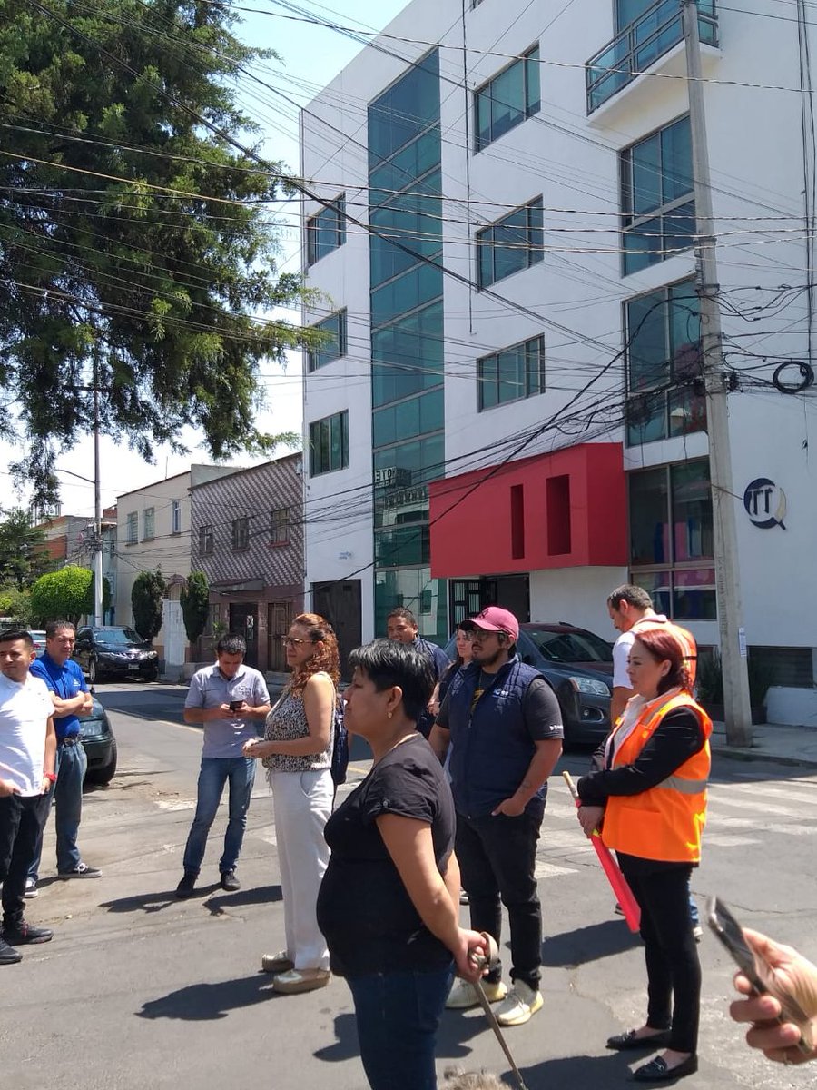 TTQMexico's tweet photo. Este día @TTQMexico se sumó al #SimulacroNacional2023  prevención es parte de nuestra cultura https://t.co/kP73zwpRs8