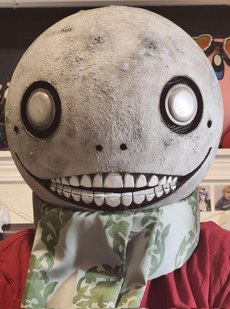 pepi_rain2440's tweet image. My partner really loves @yokotaro work, so we made emil and they wpmt take his head off now lol. We also made kaine, brother nier, and yonah too! #nier #NieRReplicant #yokotaro #emil