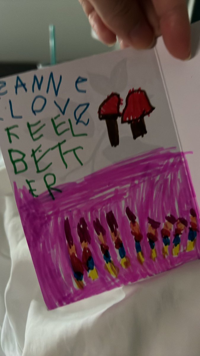 Sanne - Mitzie Mee tweet media