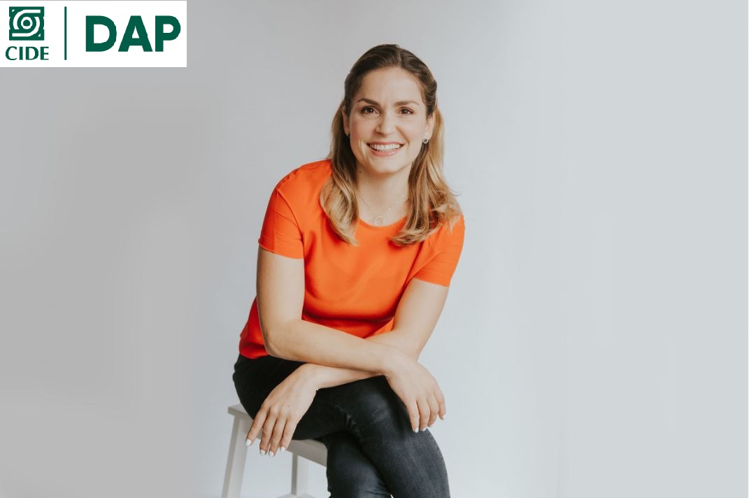 CIDE_DAP's tweet photo. #PerfilesDAP| La Dra. Rachael Merola es profesora visitante de la DAP. Ella es experta de la política de educación superior con más de 15 años de experiencia trabajando en universidades y centros de investigación en los Estados Unidos, Europa, Asia, y América Latina. https://t.co/iOivd3wsFs