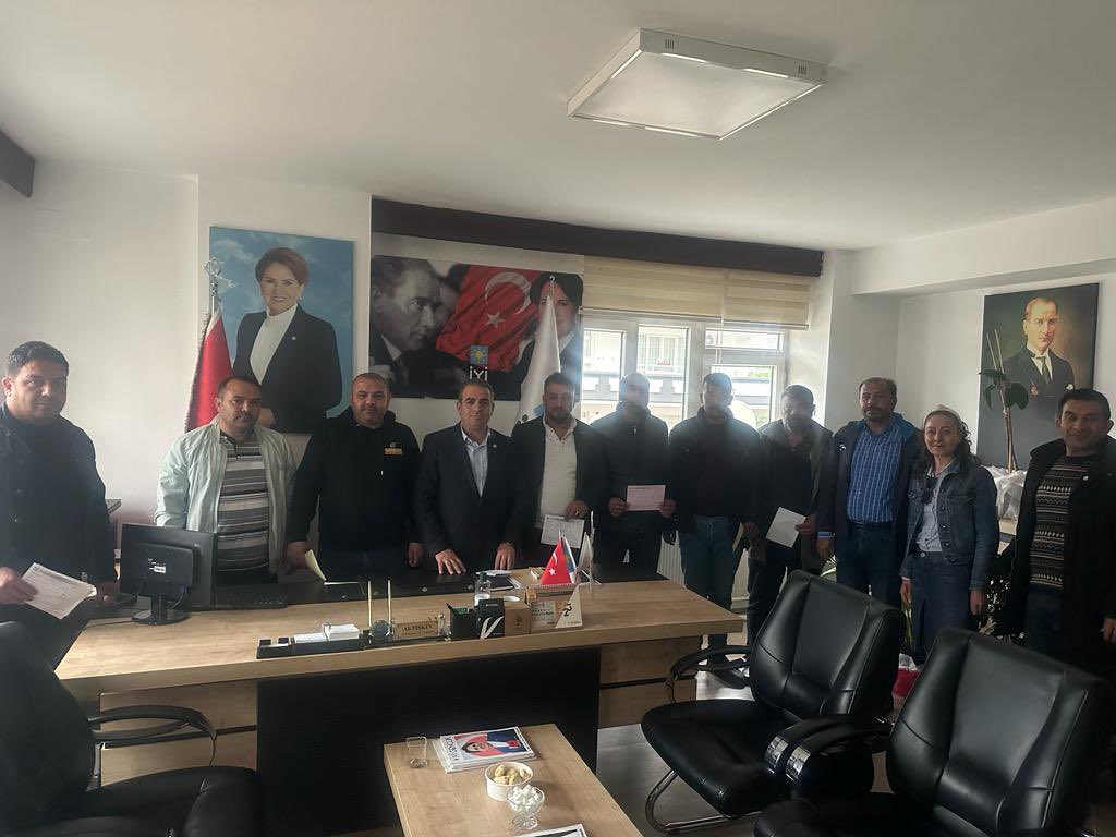 iyipar's tweet photo. Hergün güçlenerek geliyoruz.Yeni üyelerimiz partimize hayırlı olsun.#Şehitkamiliyiolacak
@iyiparti  @meral_aksener @UGUR__POYRAZ @iyiparti_27 https://t.co/dWnbNBDQQl