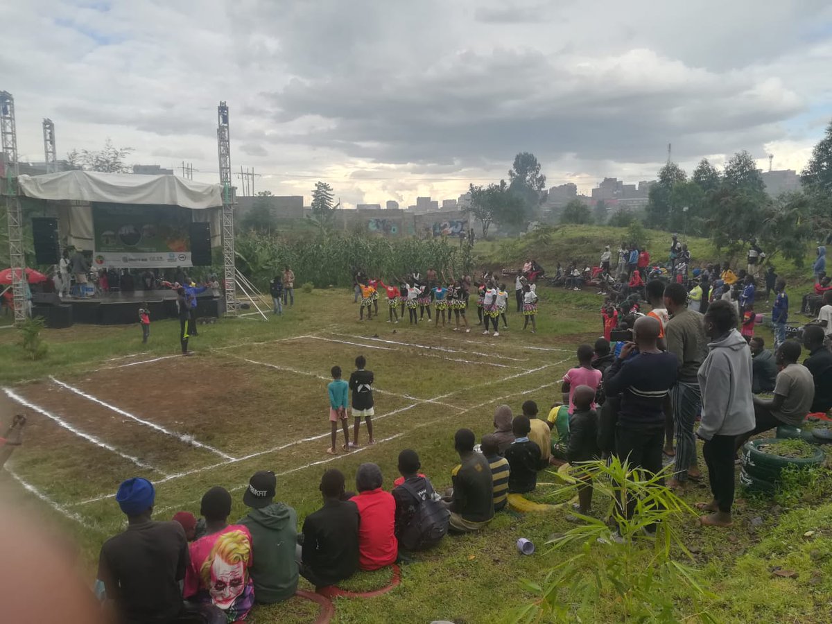 Public Spaces foster social cohesion, build health &amp; well-being. Temple arts space in Lucky Summer where Mathare &amp; Nairobi Rivers meet is one  such space in Eastlands. It is under threat of land grab. #RiseUp4Parks cc: <a href="/irunguhoughton/">Irũngũ Houghton</a> <a href="/bonifacemwangi/">The People’s Watchman</a> <a href="/ConstantCap/">Constant Cap</a> @aaklandscape