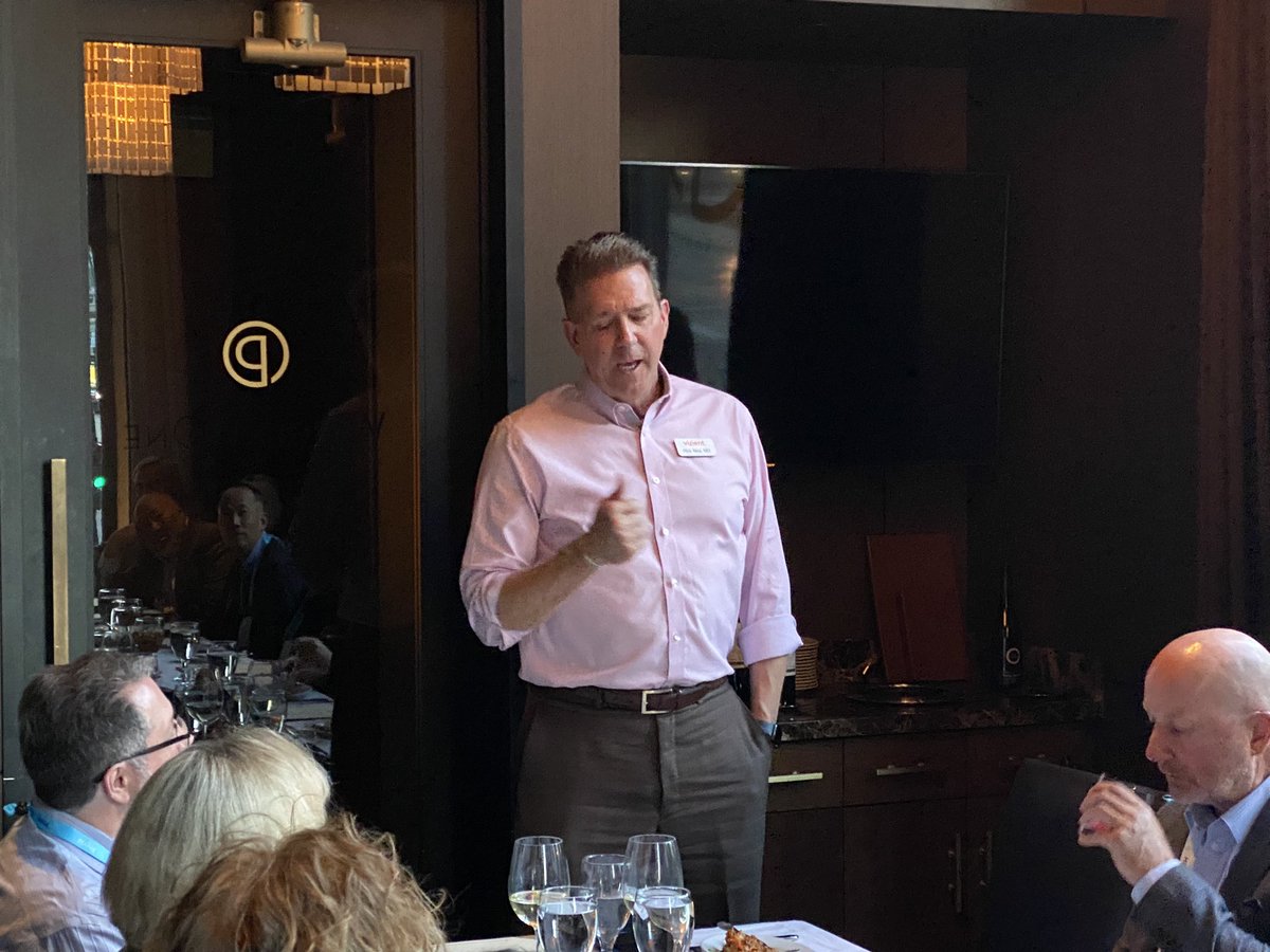 Had so many great conversations at <a href="/HCInnovationGrp/">Healthcare Innovation</a> Leadership Dinner at HIMSS23. It was great partnering with <a href="/VizientInc/">Vizient, Inc.</a> and getting to see so many healthcare leaders.