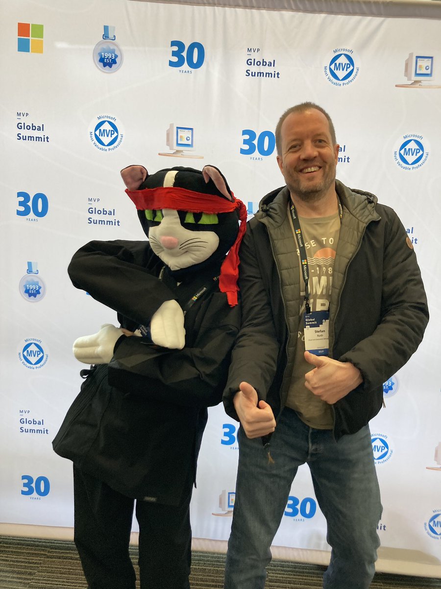 Enjoying #MVPSummit #Microsoft upgrading my #Azure skills to the next level with #NinjaCat #MVPBuzz