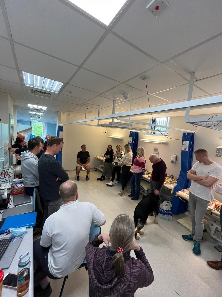 physjo's tweet photo. Bittersweet for @AiredaleMsk today as we said a fond farewell to Mark and Dobbie, as they move into retirement and a change of pace, after too many years to mention both in the NHS and as @thecsp #unionrep
We will all miss your care and compassion and Dobbie’s cheekiness 🐾🐾 https://t.co/HiaMtZlQmg