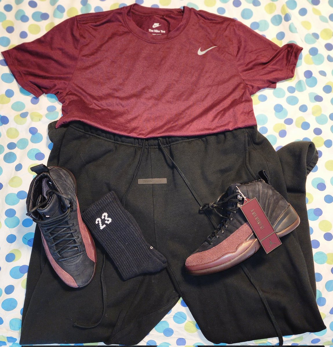 trudyspeaks's tweet photo. π: @maniere_usa AJ 12s Black Burgundy
#inmyjs #jordandepot #jumpman23 #retro12s #airjordanretros #aj12squad #jordan12squad #mjmondays #checksoverstripes #femalesneakerhead #outfitgrid #SNKRSKICKCHECK #snkrsliveheatingup https://t.co/ECUGNcJs1r