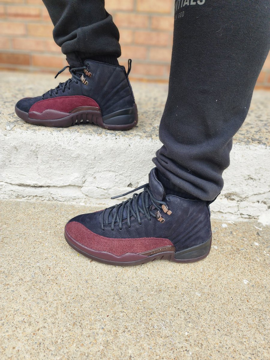 trudyspeaks's tweet photo. π: @maniere_usa AJ 12s Black Burgundy
#inmyjs #jordandepot #jumpman23 #retro12s #airjordanretros #aj12squad #jordan12squad #mjmondays #checksoverstripes #femalesneakerhead #outfitgrid #SNKRSKICKCHECK #snkrsliveheatingup https://t.co/ECUGNcJs1r