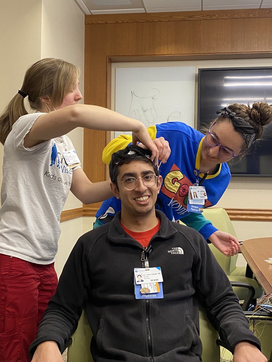 mcw_peds_neuro's tweet photo. In honor of EEG tech week! Thank you for taking the LEAD and helping so many families and providers! We appreciate you! Model credits: @vsampat94…

@NeurologyMCW @MedicalCollege #EEG #Neurology #EpilepsyAwareness https://t.co/EwT5g1pq0Z