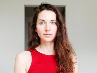ILoveFeetRT on Twitter: "VivienVexo is now performing live for you