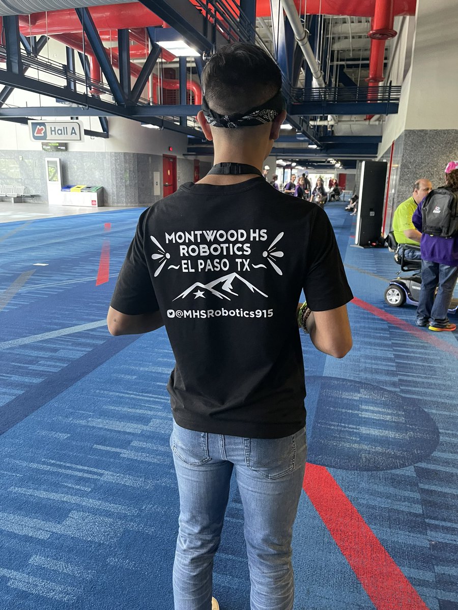 MHSRoboticsEPTX's tweet photo. Thank you @MHSRoboBoosters for our new El Paso inspired robotics t shirts! #TeamSISD https://t.co/fojPAkEjiU