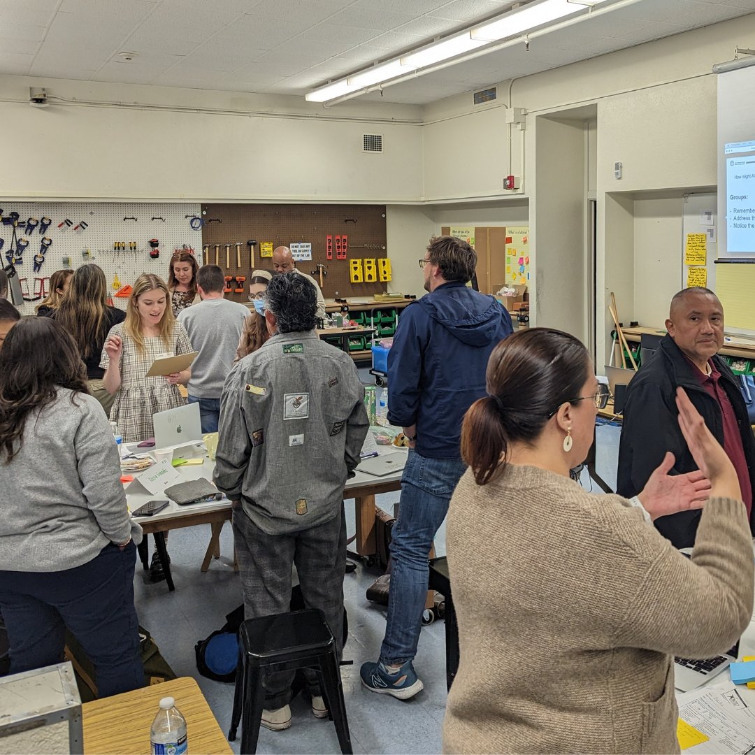 LAUSD_AVID's tweet photo. Our LAUSD AVID teachers refining their tutorial process.
Nuestros maestros de AVID perfeccionando su proceso de tutoríales.
#IBelieveinLAUSD #AVID4College #AVIDTutorials https://t.co/mXJSRBbcuB