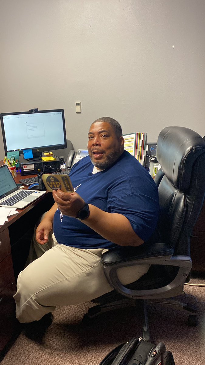 Pmsdramageeks tweet media