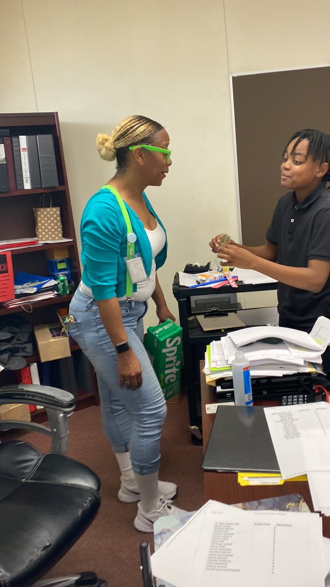 Pmsdramageeks tweet media