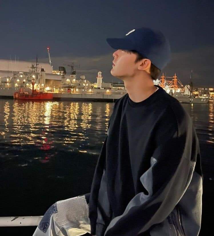 ItzelST4's tweet photo. Siempre brillarás como la gran estrella que eres, descansa en paz Moonbin 🤍

#ASTRO #AROHA https://t.co/RAihvLmjSf