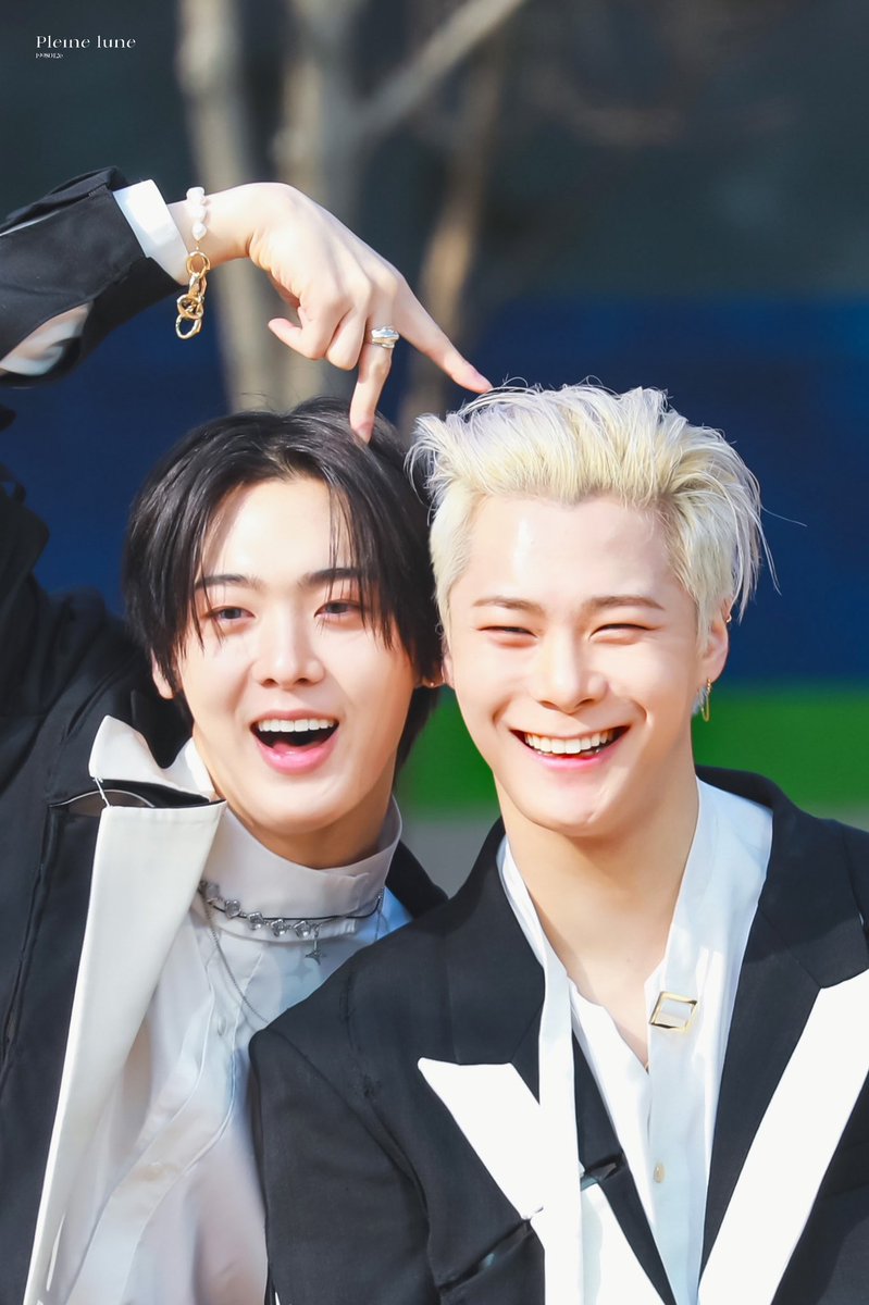 babypufferfishh's tweet photo. Sanha, I hope you're okay....... https://t.co/RcWu6S9XBd