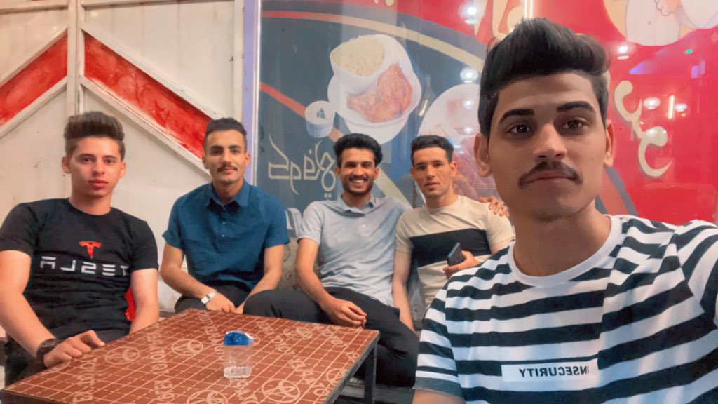 m1djj's tweet photo. #المحبة تُحول الأشواك الى ورود 🌹 https://t.co/ntzeVEp7Au