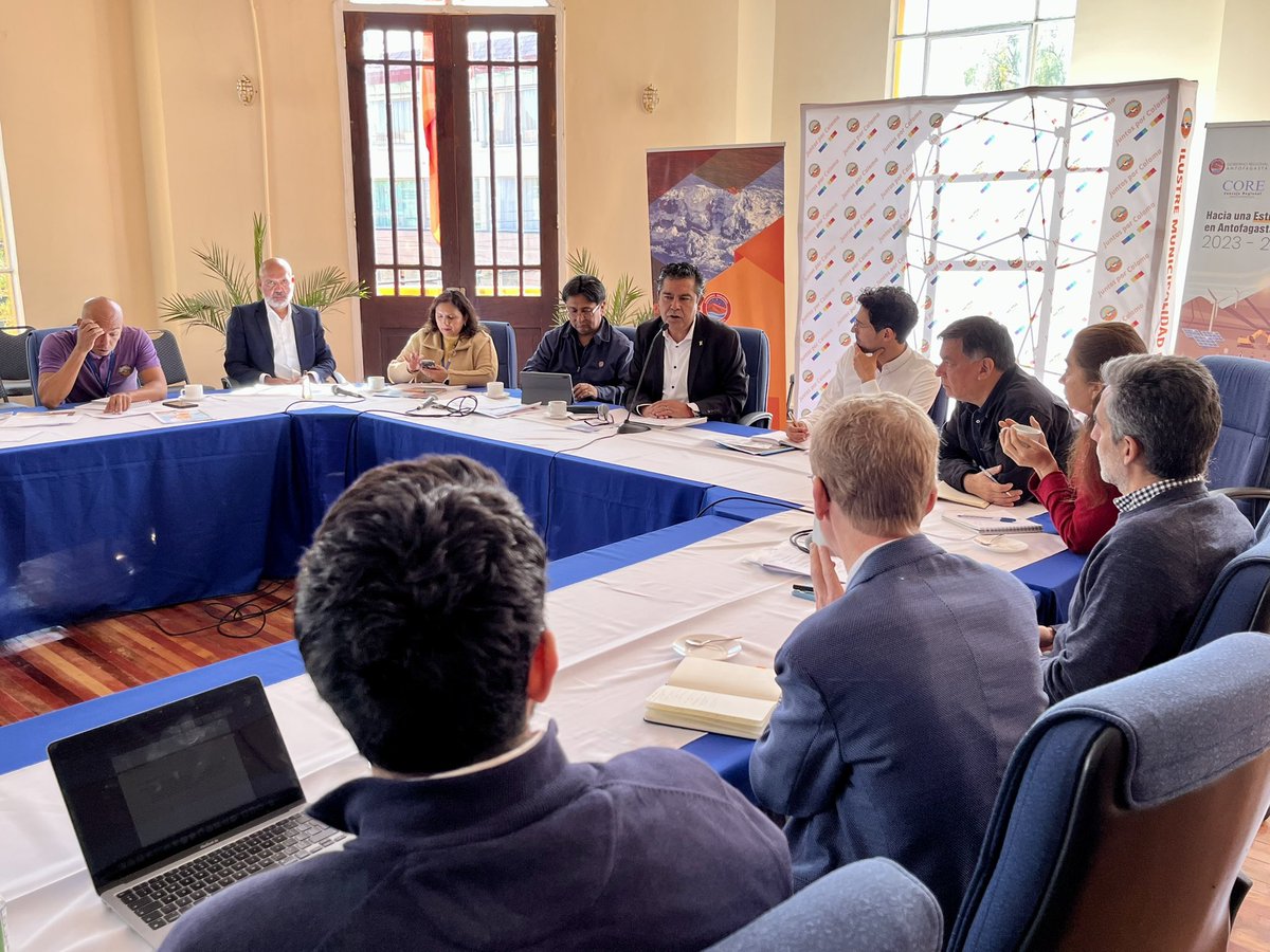 ippnorte's tweet photo. Continuando con un activo diálogo con dirigentes sociales locales y actores claves de la comuna, quienes expusieron sobre las demandas, dolores y problemas que afectan a la comuna minera. Culminando la jornada con una visita técnica a la Mina Subterránea de División Chuquicamata. https://t.co/xALsUuWCBP