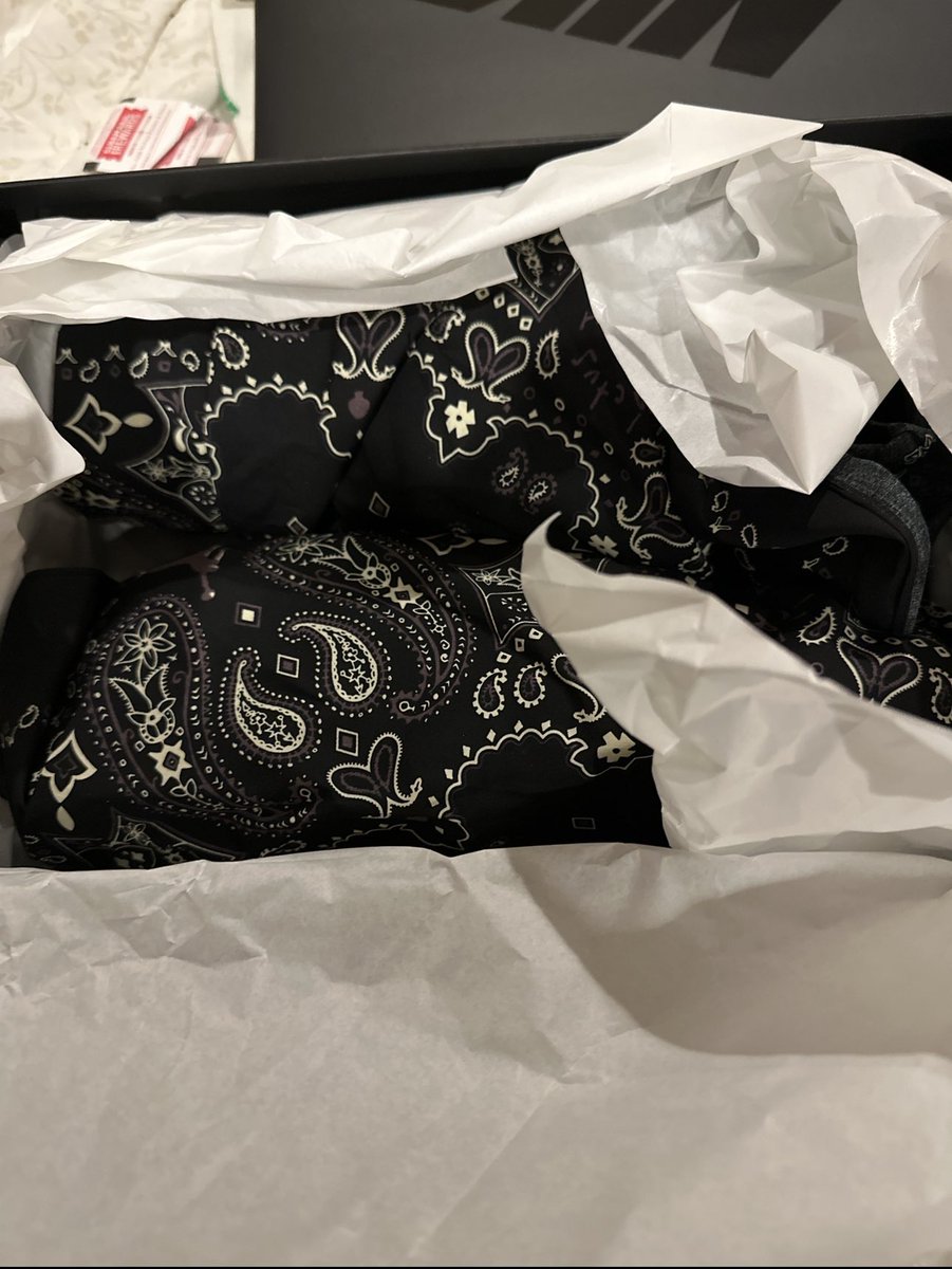iHateShopify's tweet photo. @atmos_usa My favorite artist is @theweeknd . Been listening to 2011, and been to a few shows growing up. My TS AF1 would be my go to for his next show. Size 11M #atmoscollectorsclub #atmosdc https://t.co/2MhKzWYE1U