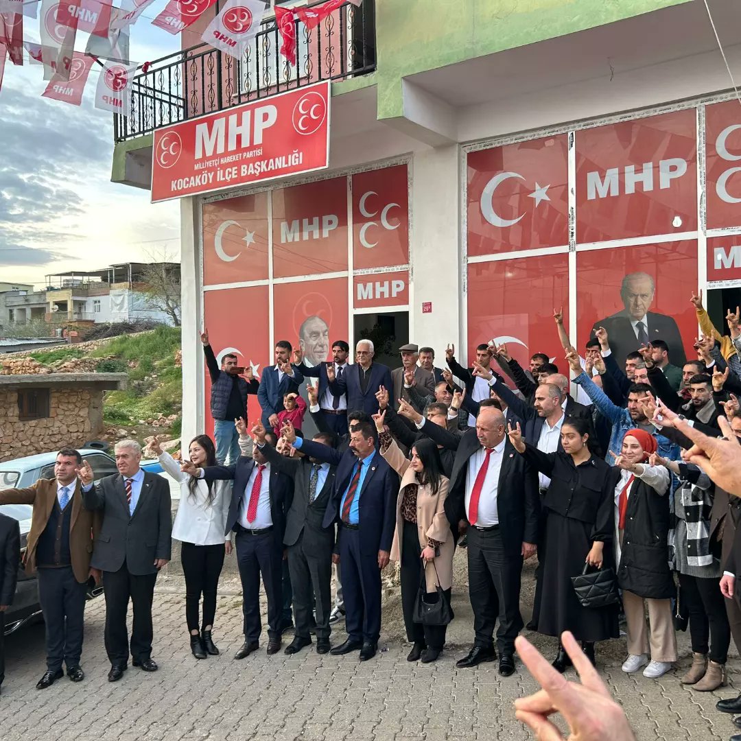 Milliyetçi Hareket Partisi Diyarbakır il Başkanımız Miktat Arslan ile Birlikte Kocaköy ilçesi Yeni Binamızın Açılışını Gerçekleştirdik Milletimize Hayırlı Olsun.