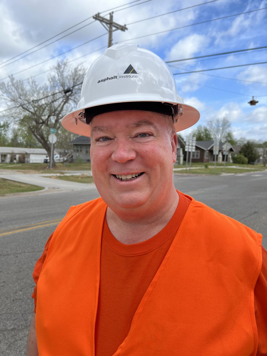 Asphalt_Inst's tweet photo. At the @Asphalt_Inst, we are showing our orange today for National Work Zone Awareness Week #NWZAW. Slow down, drive safely, and save lives. #Orange4Safety #WorkZoneSafety @ATSSAHQ https://t.co/n7rciVcwEg