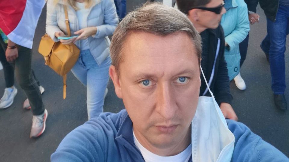 viasna96's tweet photo. Швейцарыя адмовіла ўдзельніку беларускіх пратэстаў Аляксею Велікасельцу ў прытулку
Пра гэта паведамляе «Новая Газета».
Прычыны: «Сітуацыя ў краіне не перашкаджае вяртанню на радзіму» і «Сістэма распазнання твараў — блеф». https://t.co/C1ktW3jyhG