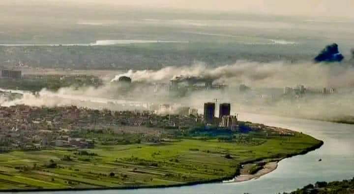 Ozman_Hash's tweet photo. أرى تحت الرماد وميض جمر
ويوشك أن يكون له ضرام
لك الله يا سودان
#stop_war_in_sudan https://t.co/RZGHCHxRya