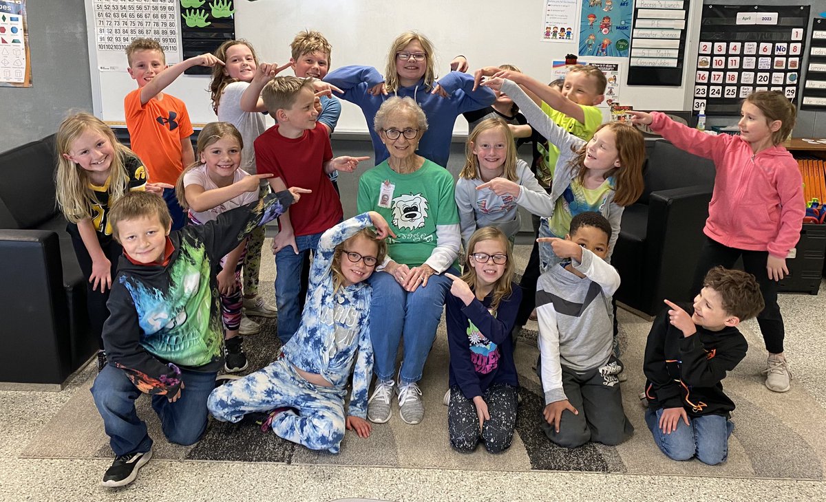 MrsO2ndGrade's tweet photo. Who is the best?  Our Foster Grandma Sheral is!!  We absolutely adore her!!! 🫶🏼💚 #FosterGrandparentProgram #osagegreendevils https://t.co/FOoIPoLeIW