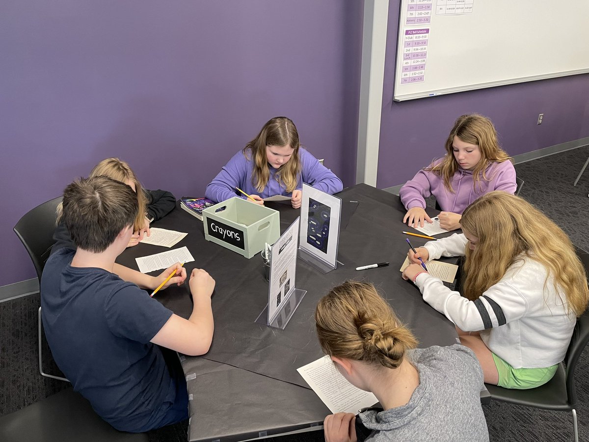 WSMSMediaCenter's tweet photo. Poetry stations in the library today with 6th grade! This week we introduced Black out and Book Spine Poetry! #NationalPoetryMonth https://t.co/Jm1ETd2SdB