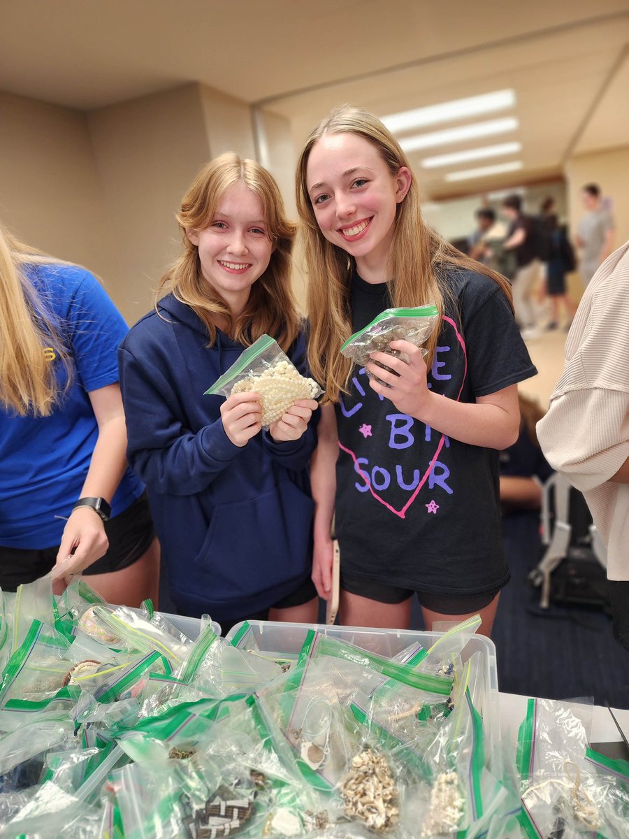 Students shop for books, jewelry, clothing and enjoy sweet treats from the Potpourri Bakery. The Potpourri Restaurant opens tomorrow and there will be additional shopping opportunities tomorrow for students, faculty/staff and alums (tomorrow between 4 and 5pm).