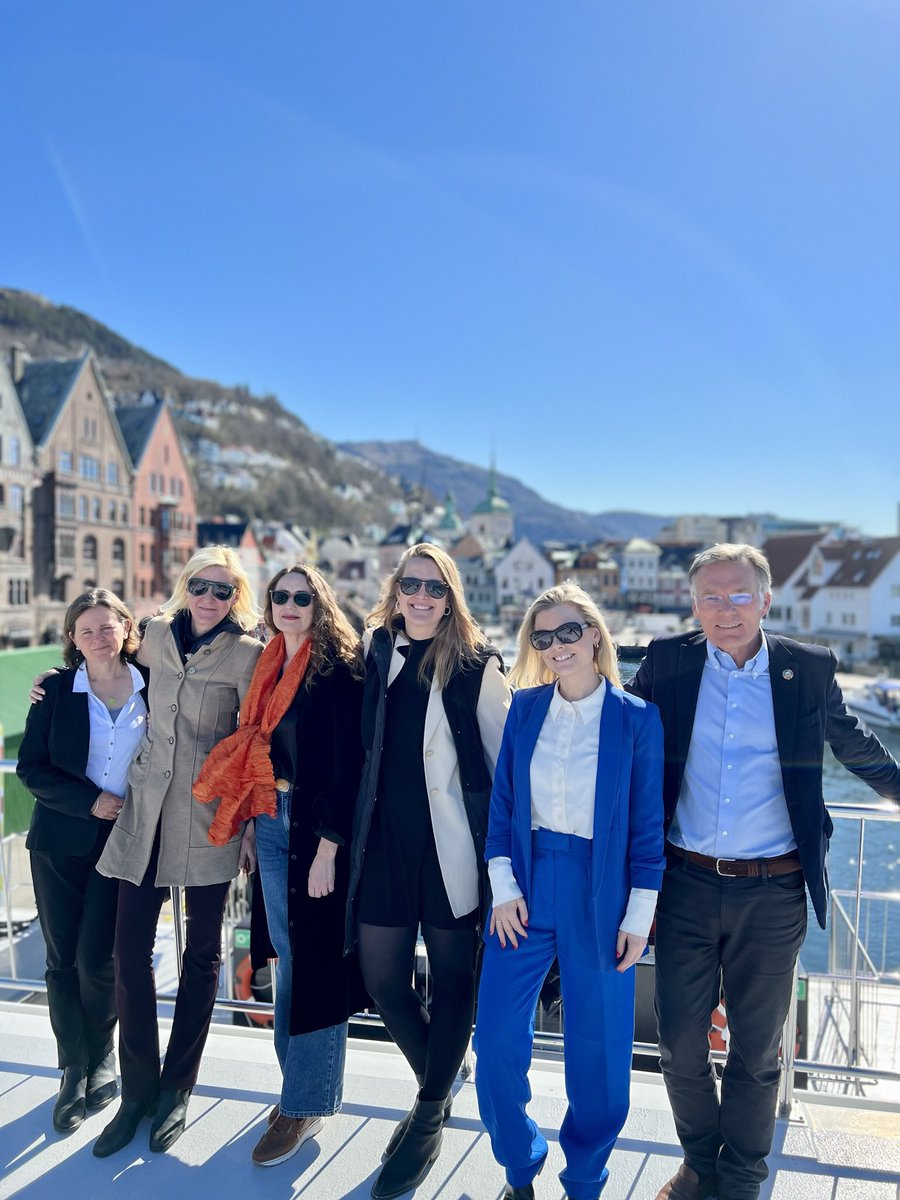 josteinhk's tweet image. Today this excellent team put shipping and human rights on the agenda at the #OneOceanWeek in Bergen