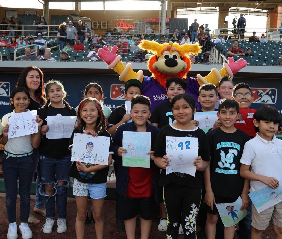 Armijo's 4th grade Dual Language class participated in the Jackie Robinson Celebration at the Isotopes Game last night. Thank you, Mrs. Lopez for sponsoring this event. Students felt so proud by being recognized on the field!