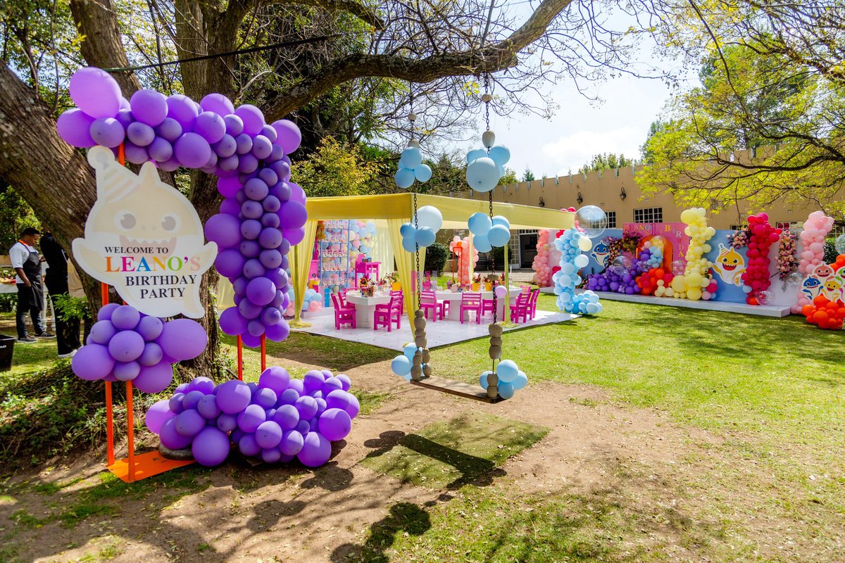nonoevents's tweet photo. 1st Birthday Celebration
#LeanoTurns1
#KiddiesBirthdayCelebration
#1stBirthdayCelebration
Thank you @ndomaleho @shoke_is_me 
#BirthdayCelebration #Celebration 
#colourTheme #BabySharkTheme #Balloons #Flowers 
#NonoEvents https://t.co/pMOejMdOjv