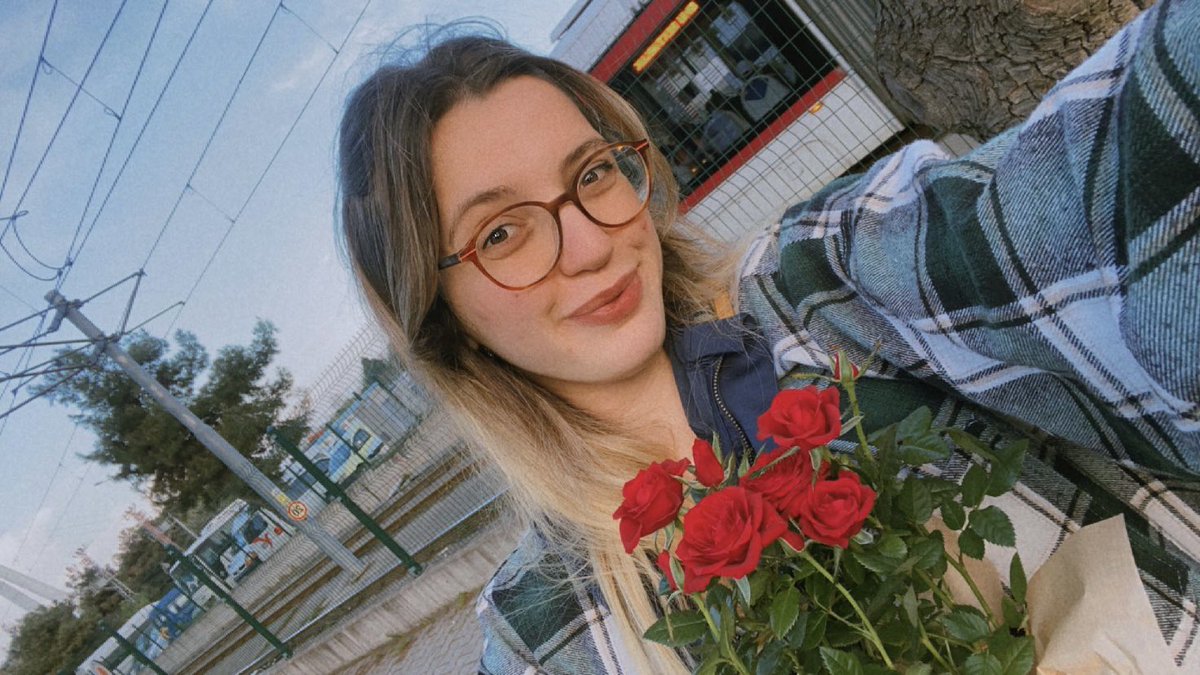 zeyssudee's tweet photo. Anneciğim ben eve rahatça geleceğim çünkü bunlar sana ♥️ https://t.co/gjNzqHLTPq