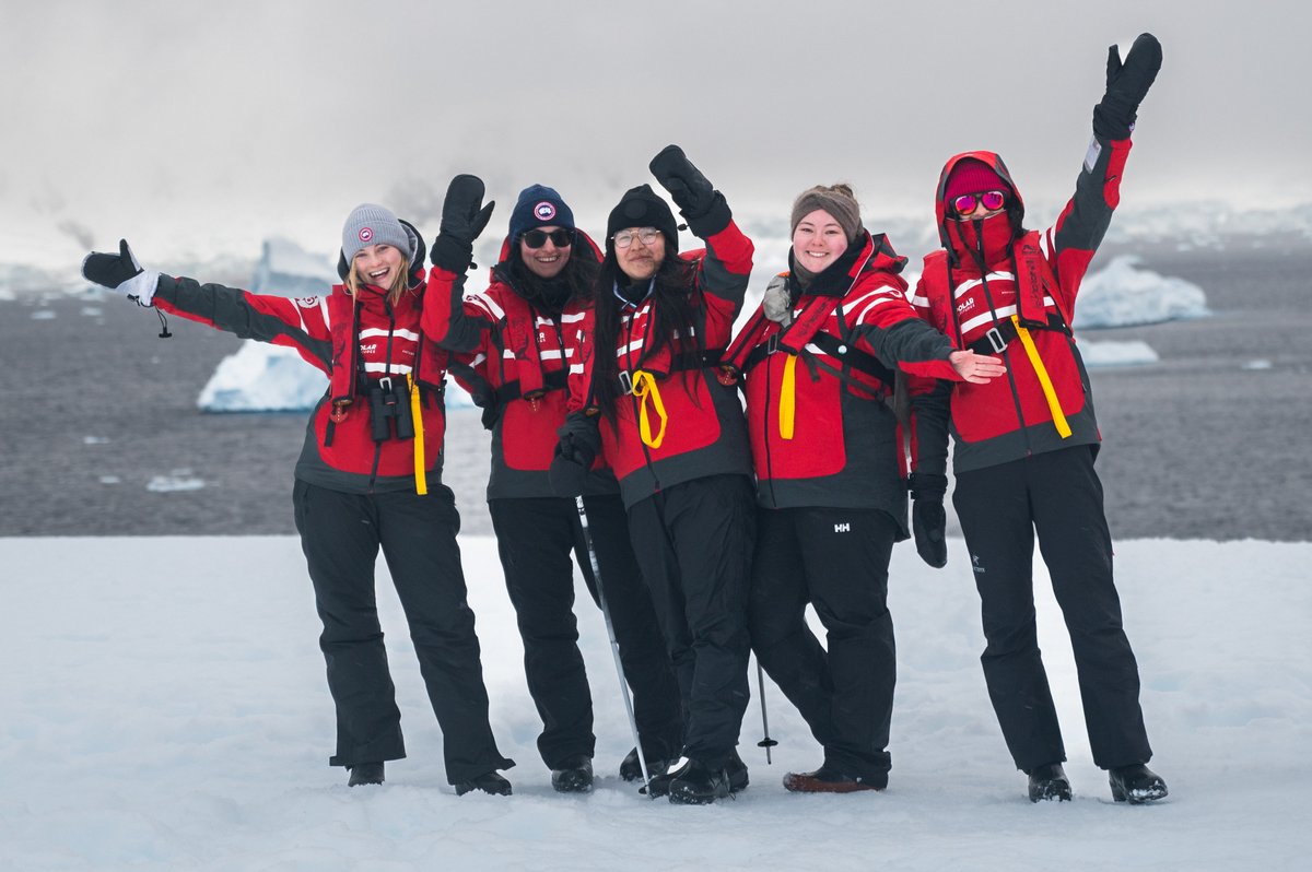 VIUniversity's tweet image. Jessica Wadhams-Mountain, a VIU Kinesiology student from Alert Bay and a member of the ‘Namgis First Nation, recently returned from an Antarctic expedition with @StudentsOnIce. From meeting leopard seals to gaining a new &quot;instant family&quot; read her #VIUBlog: bit.ly/3MbpObh