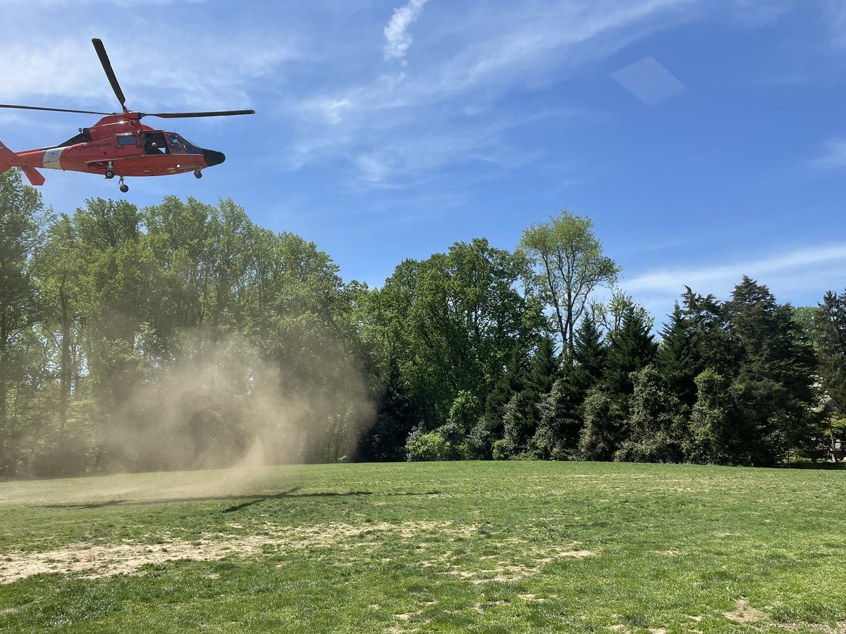 Mosaic_ES's tweet photo. The helicopter has landed! We’re having SO MUCH FUN! Thank you to the US Coast Guard Air Station Atlantic City and to Dr. Smith for working so hard to organize this visit! https://t.co/LFrxN6WJ8g