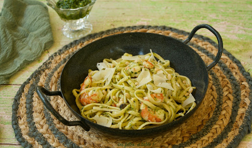 cofooders's tweet photo. #Recette via #lesfillesatable Pâtes aux crevettes et pesto d’ail des ours 👉https://t.co/E038MPVRF0 #pasta #crevette #pesto #ail #plat #ideerecette https://t.co/fwGHH0nWnH