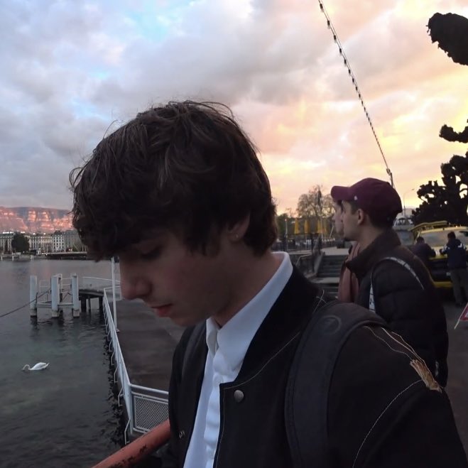 karlthnker's tweet photo. he’s so mesmerizing https://t.co/J8S8BmgM8C