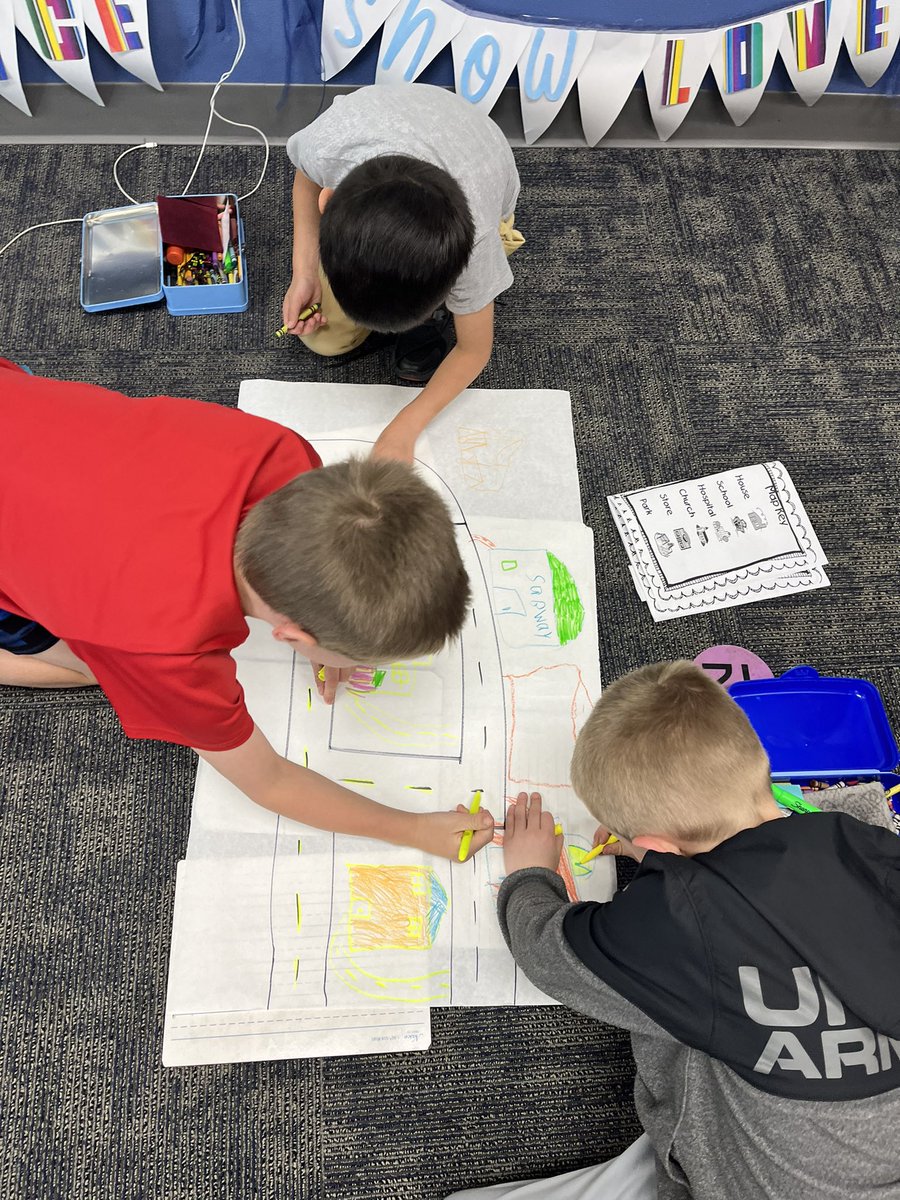 JMaynus's tweet photo. So much fun to learn about maps by creating your very own town! @ConverseElem https://t.co/FV6lPpjk8W