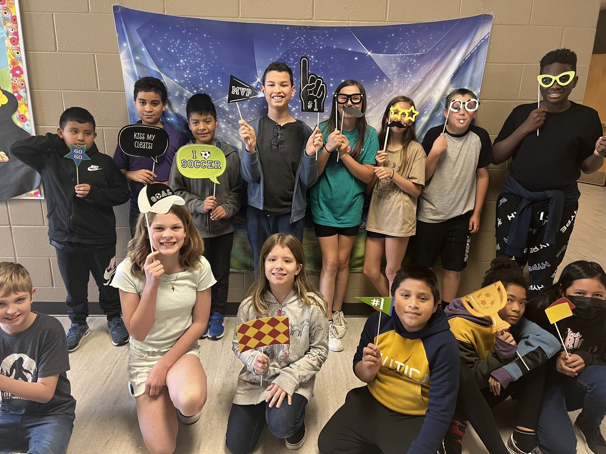 Mrs. Frady’s class enjoying their trip to the book fair! <a href="/JamieSLester/">Jamie Lester</a>