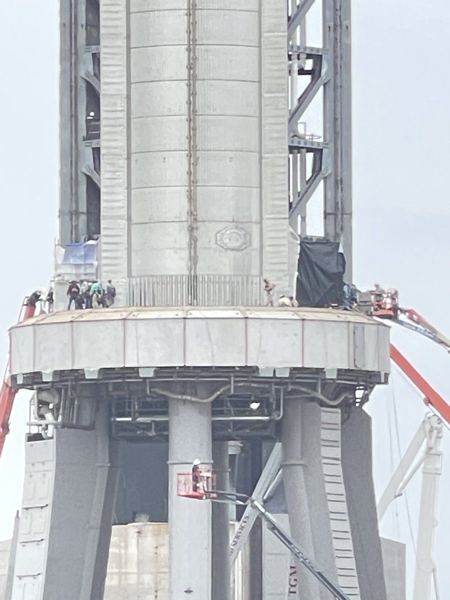 How many engineers does it take to change a valve? 🤣
