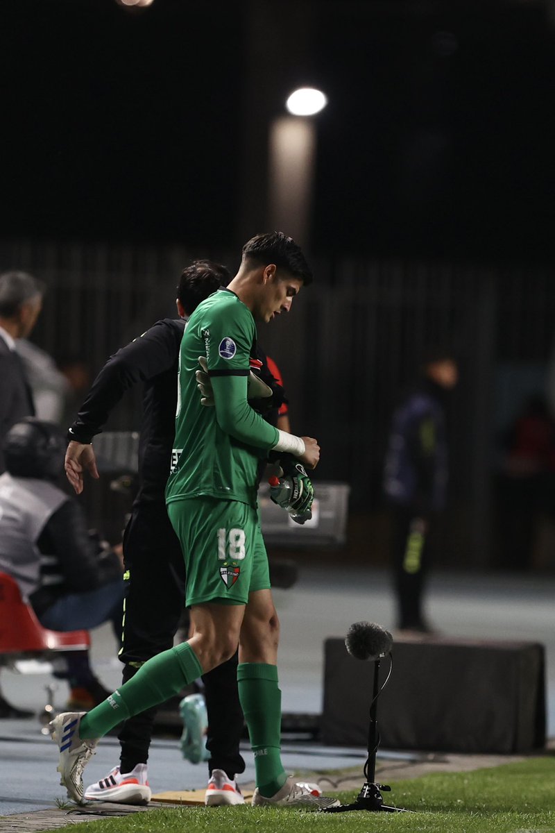CDPalestinoSADP's tweet photo. Debut en CONMEBOL Sudamericana para Gonzalo Collao🧤👏🏻

#TodoUnPueblo 🇵🇸 https://t.co/Zb65vXryok