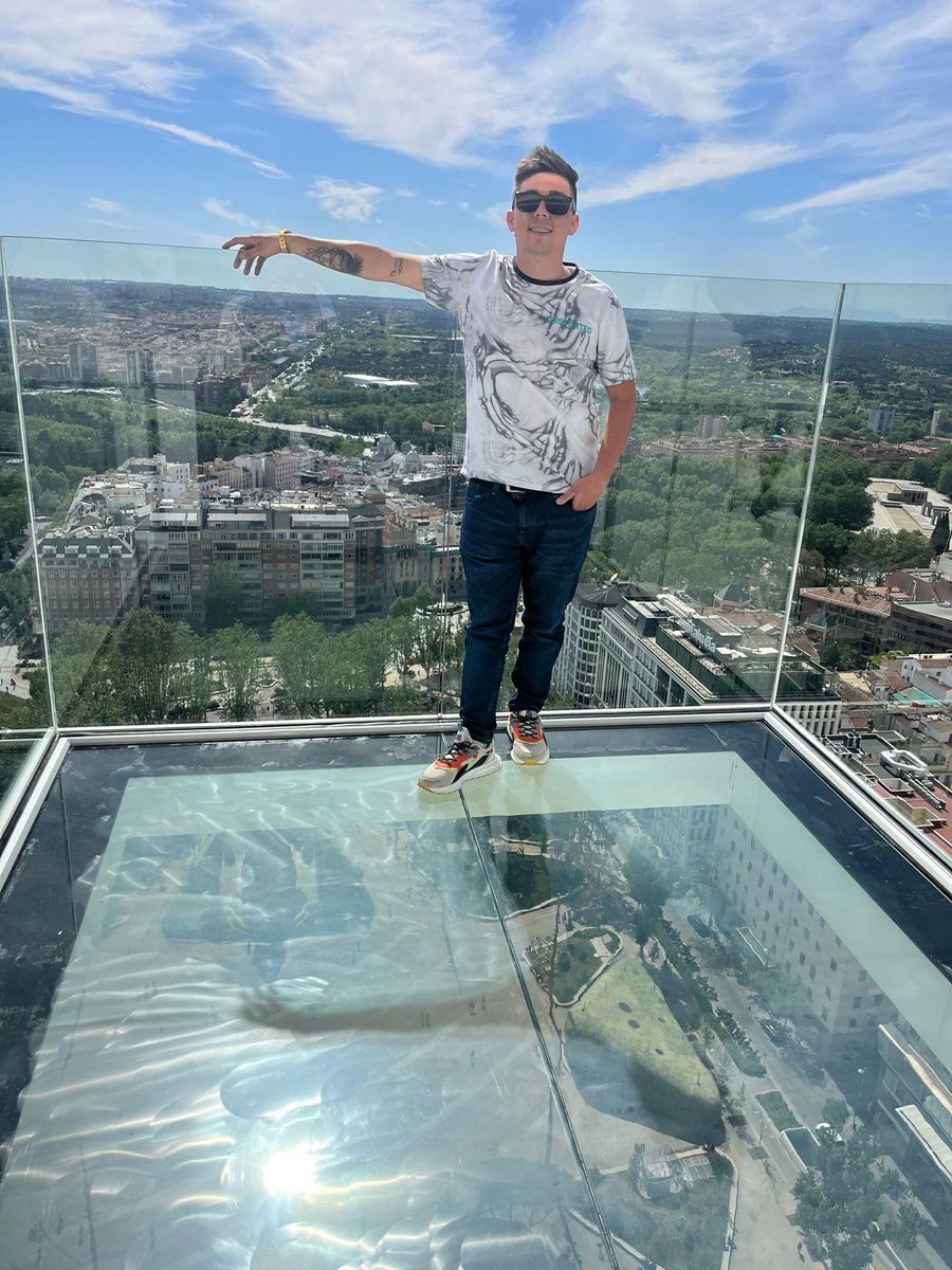 Toco poner el tw personal , bye Wild!