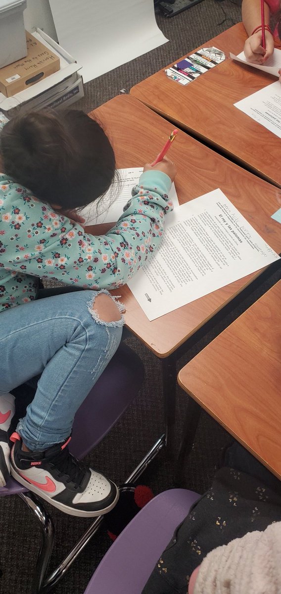 Escribiendo sobre nuestra lectura en 4o grado. #FinishSTRONG