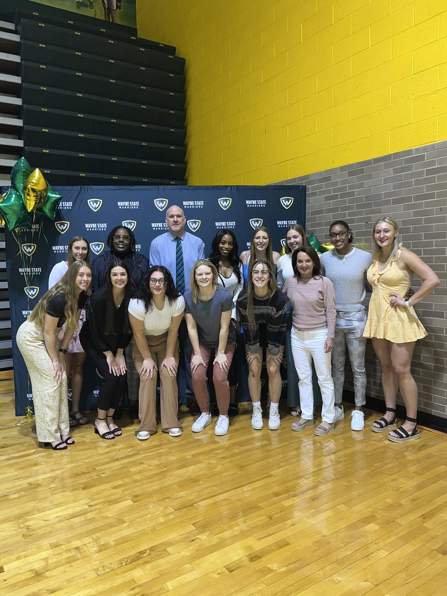 WSUWarriorsWBB's tweet photo. Our first Warrior Rise Luncheon! 💚💛 https://t.co/rpn2Azl4mI