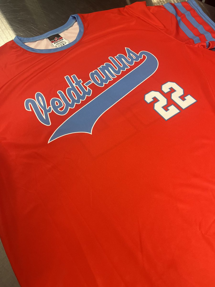 veidtamins's tweet photo. 🚨NEW UNIFORMS🚨

Here’s the first look at the new 2023 Veidt-amins Softball jerseys!!

#VeidtOn ✌️🥎 https://t.co/ALtL6zs3sM